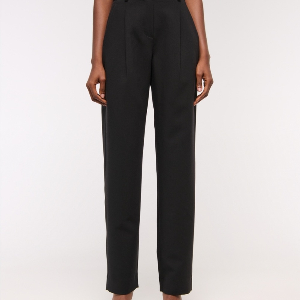 Abercrombie & Fitch Quinn Straight Leg Pant